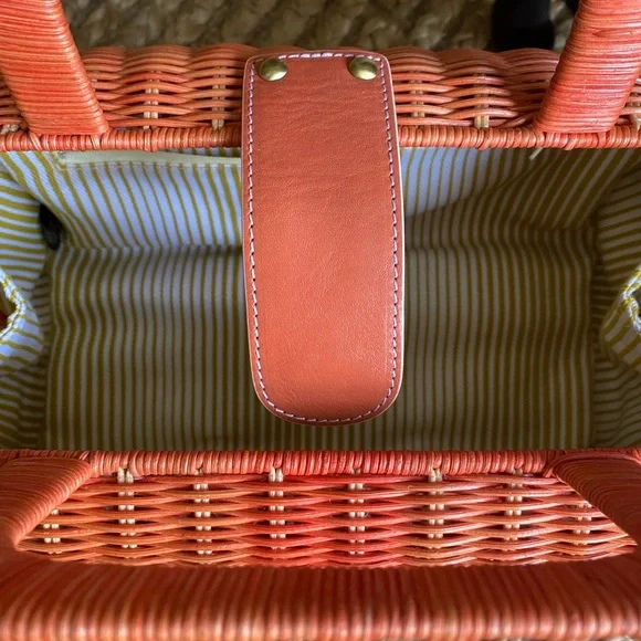 MAXX NEW YORK CORAL-ORANGE RATTAN SATCHEL WITH LEATHER TRIM - Picture 10 of 10